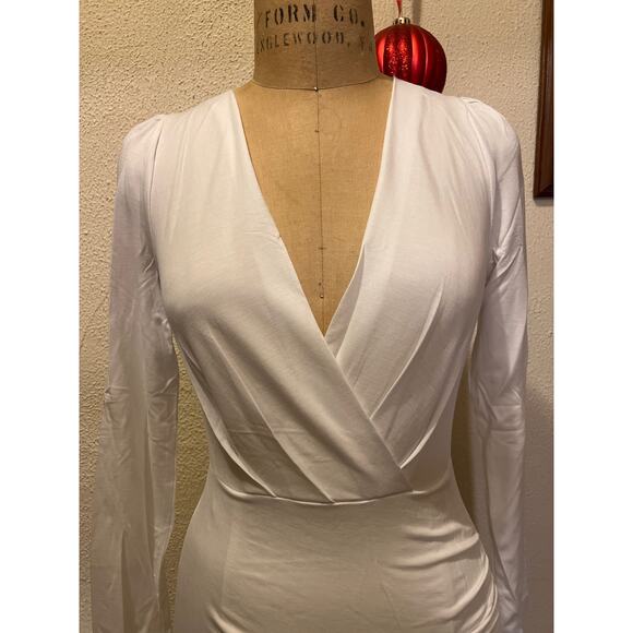 Sarin Mathews Deep V Neck Ruched Bodycon Long Sleeve Mini Dress White NWT Size S - Picture 4 of 9